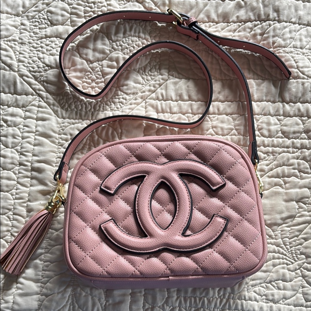 Chic Pink Quilted Crossbody Bag